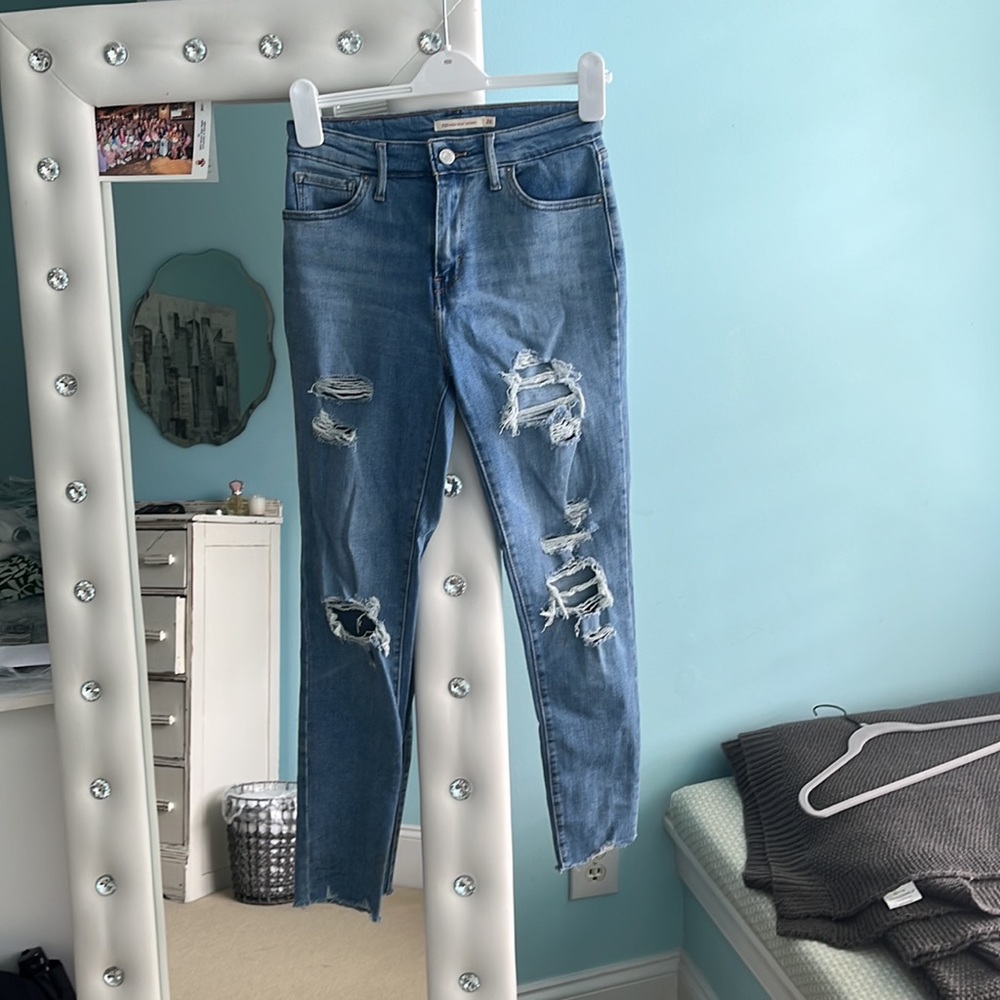 Levi’s 721 High Rise Skinny Jean size 26